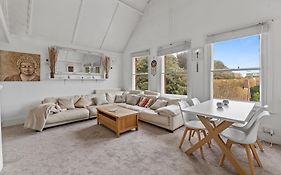Top Floor Penthouse On The Coast!